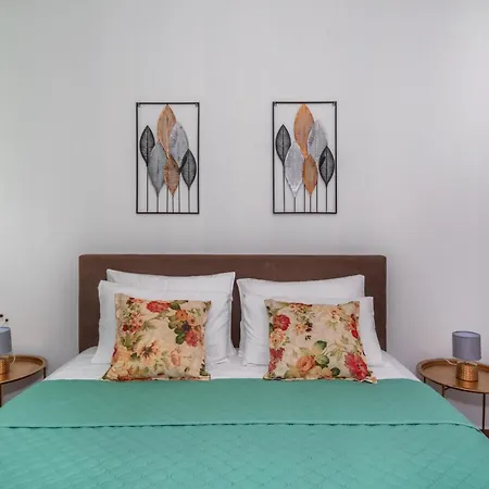 Apartments Fortunella Петровац Экстерьер фото