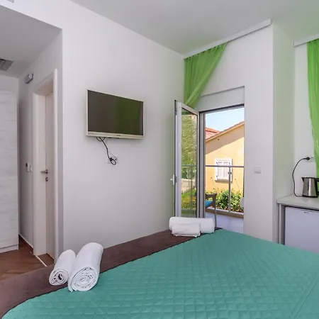 Apartments Fortunella Петровац Экстерьер фото