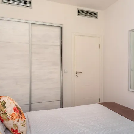 Apartments Fortunella Петровац Номер фото